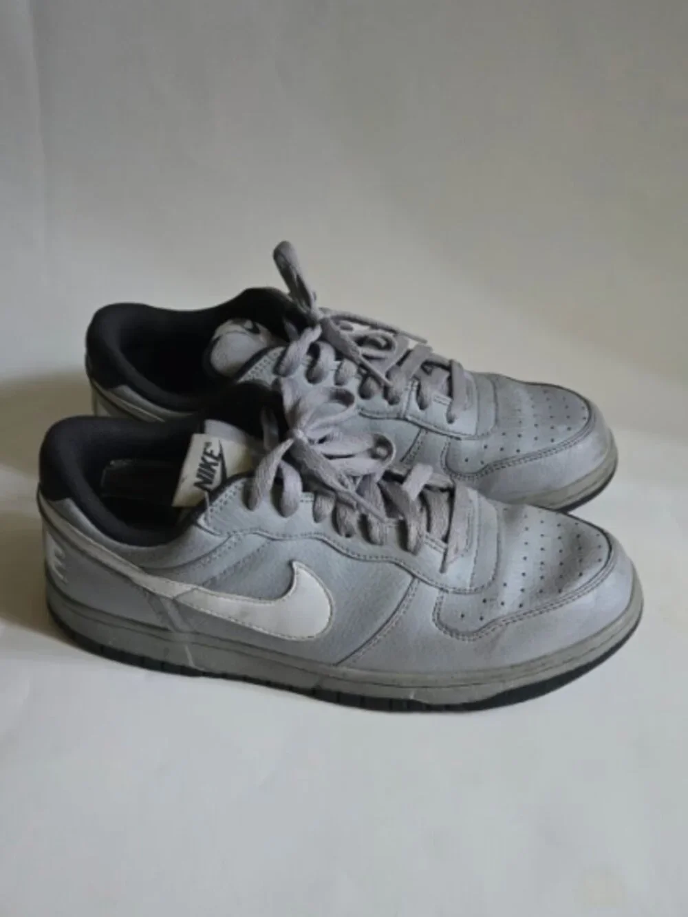 Nike Big Nike Low Grey White Retro Sneakers Size 8